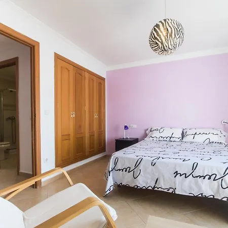 Atico-duplex Con Encanto En El Centro De * 데니아