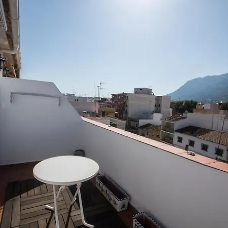 아파트 Atico-duplex Con Encanto En El Centro De *